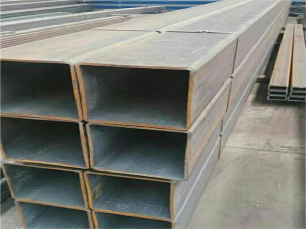图木舒克Q355B<font style='color:red'>无缝方管</font>大厂出货